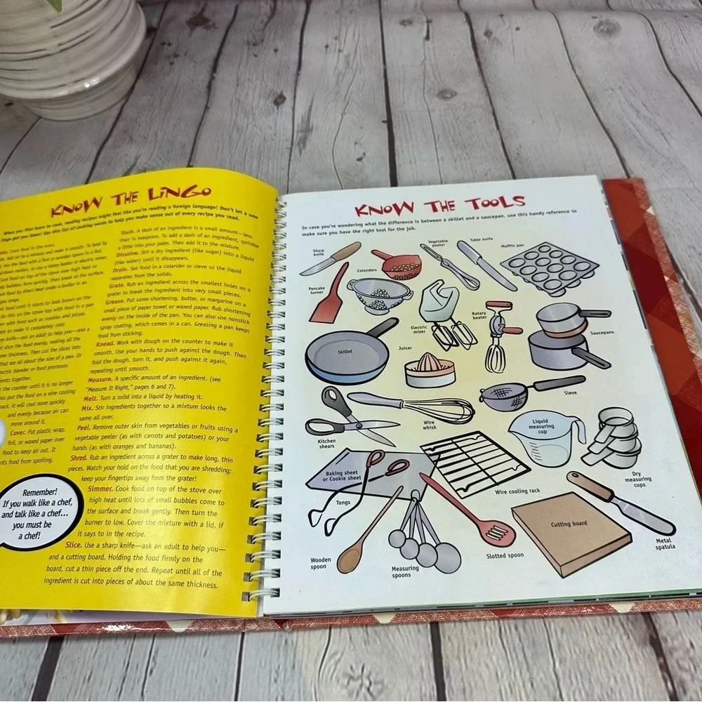 2004 better homes and gardens new junior cookbook